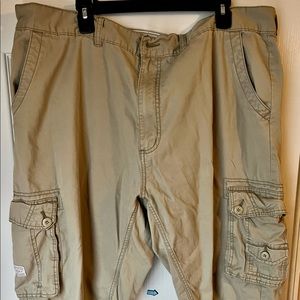 Parish Nation cargo shorts 
44 / Khaki